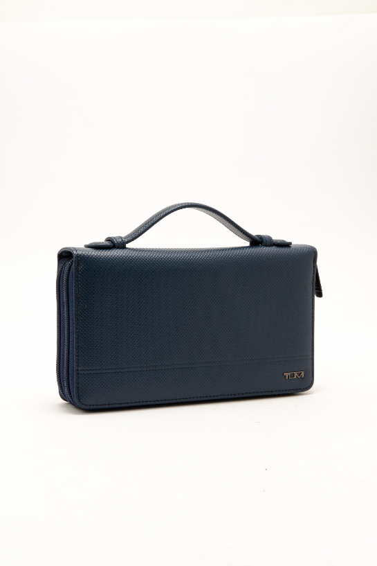 

Tumi Double Zip - Around Clutch