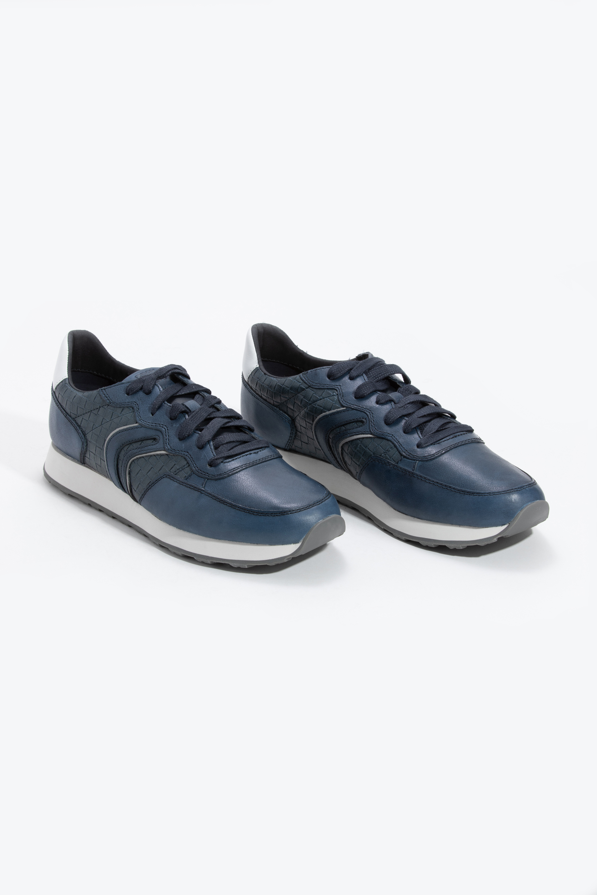 

Geox Vincit B Leather Sneakers