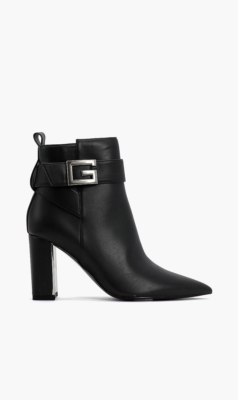 

Ellyne Leather Boots