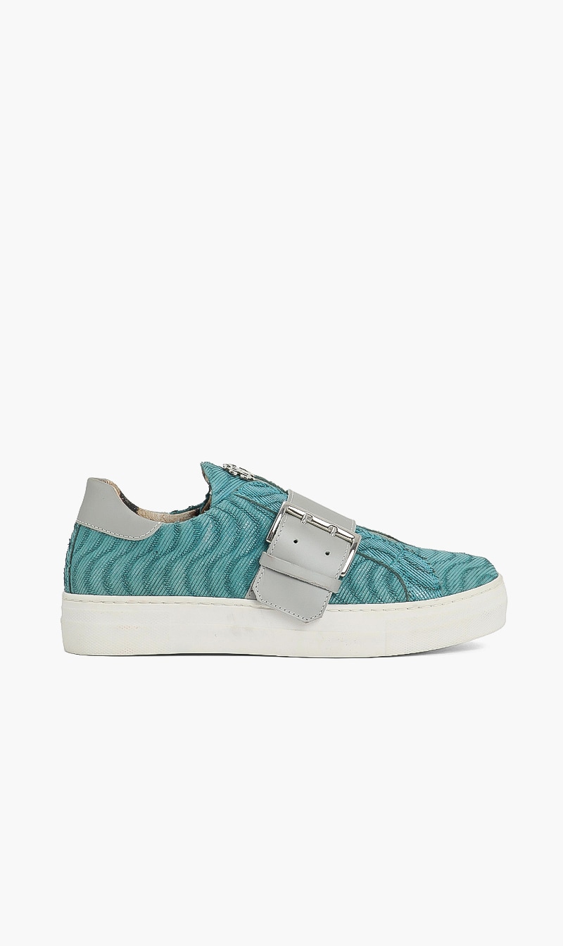 

Low Top Sneakers