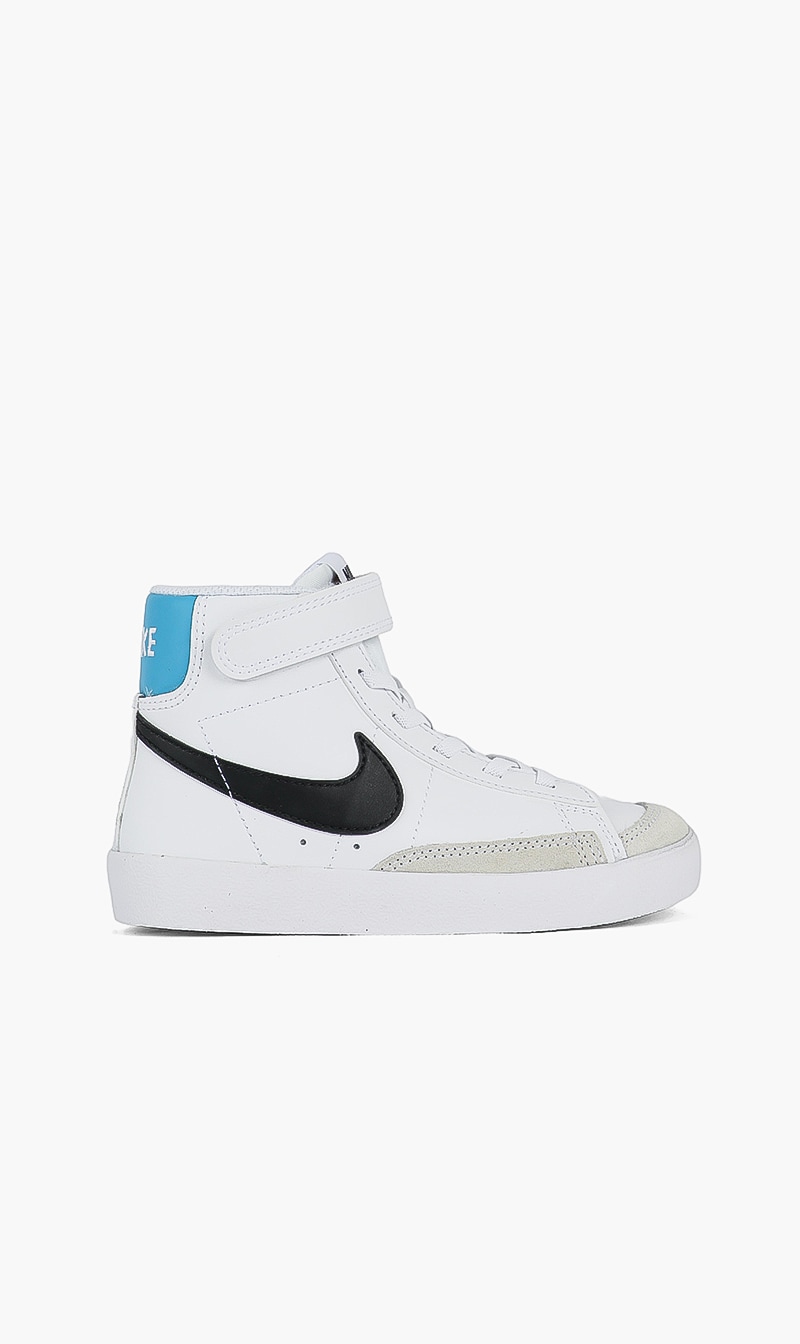 

Blazer Mid Lace Sneakers