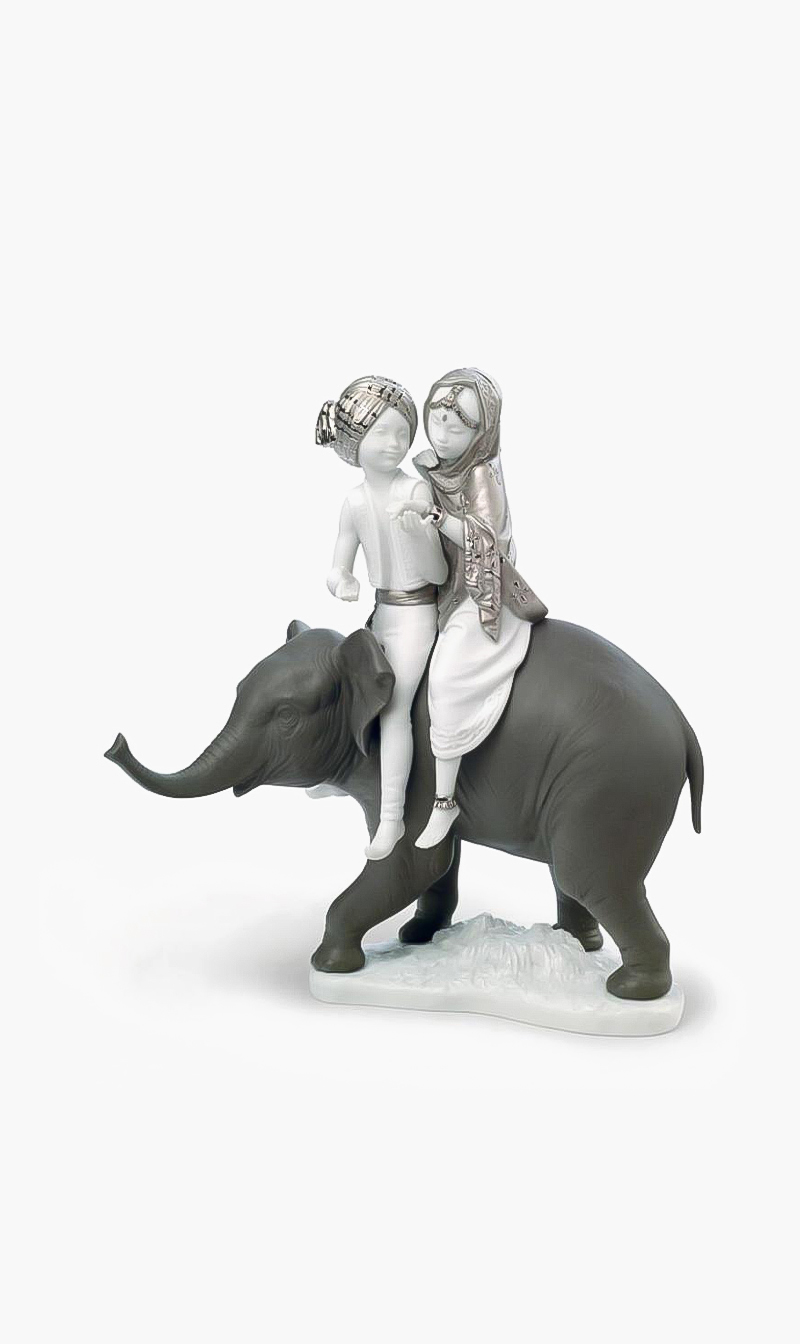 

Lladro Hindu Children Figurine