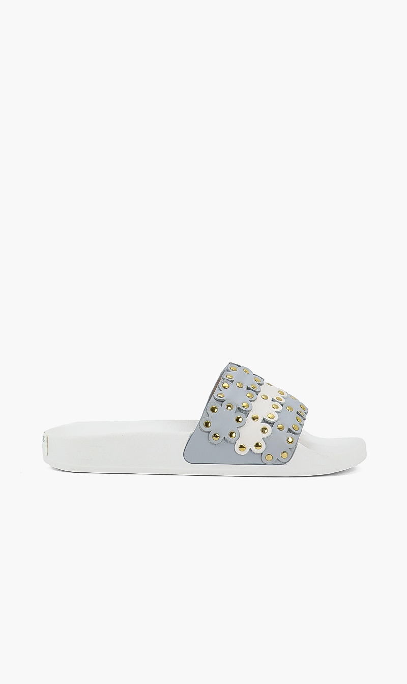 

Stud Slides