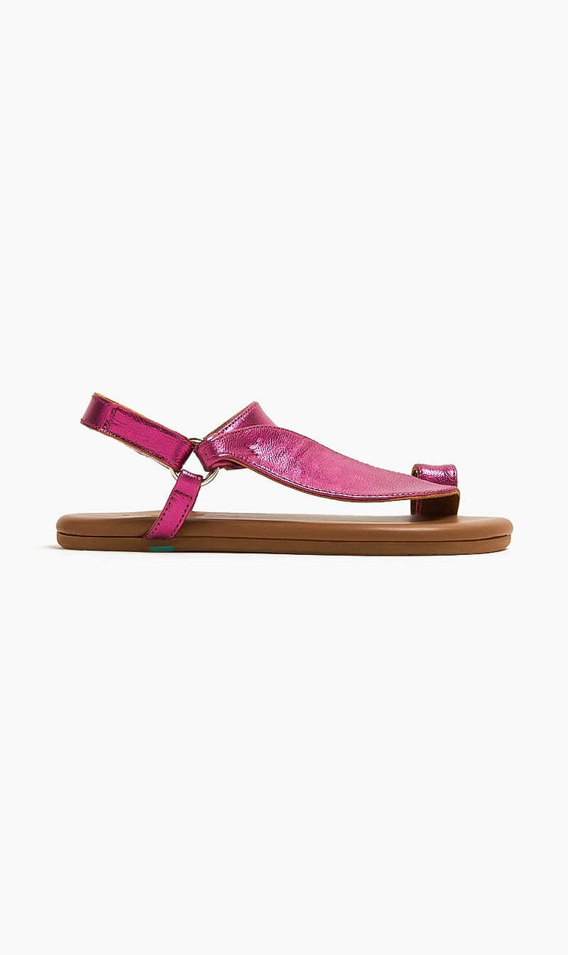 

Tamashee Pink Classic Leather Sandals for Girls | The Deal Outlet