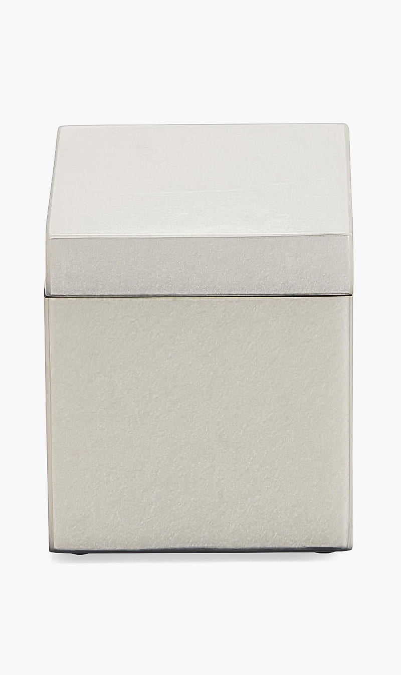 

Shimmering Cube Box, White
