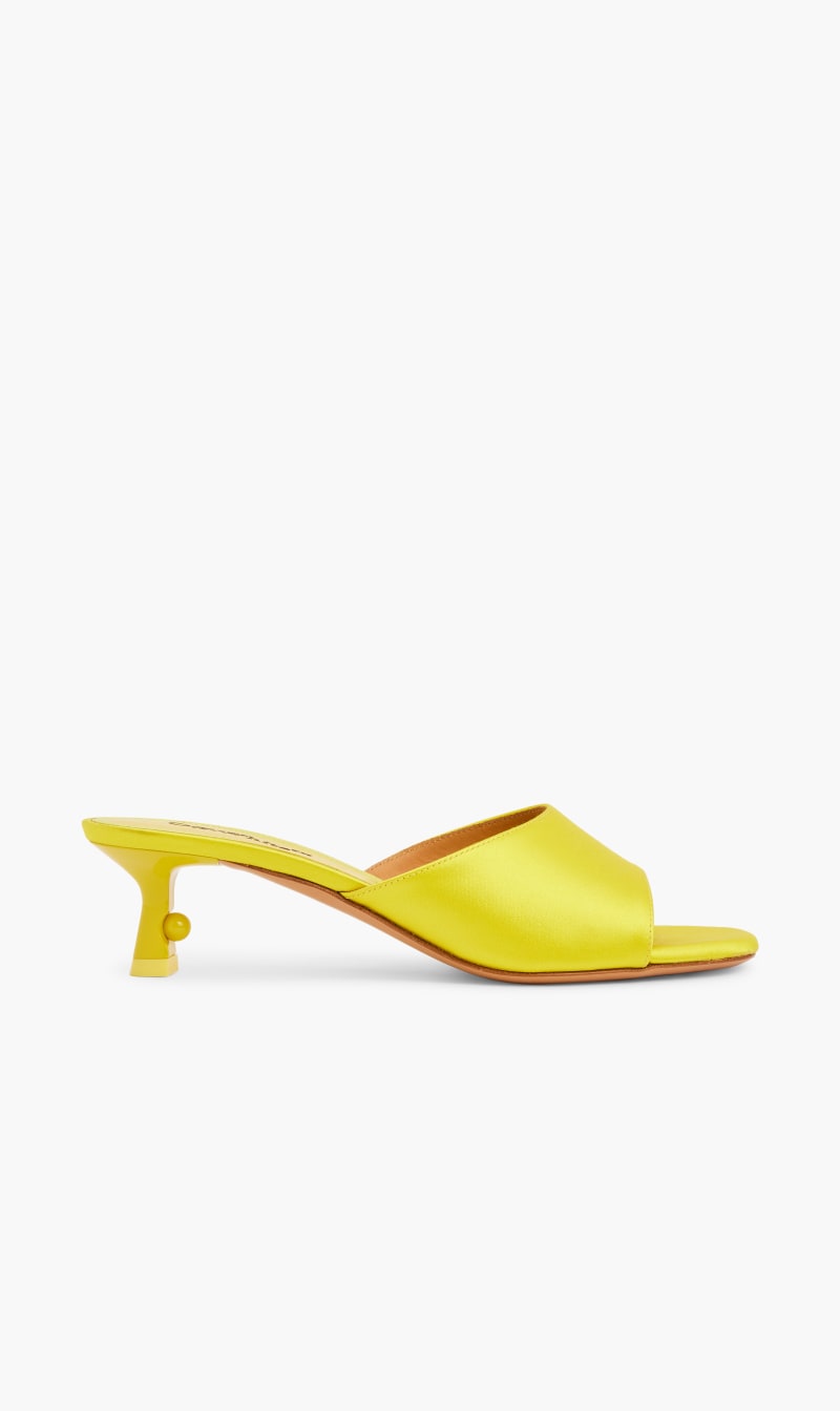 

Off-white Yellow Pop Pearl Fashion Slippers for Women | The Deal Outlet