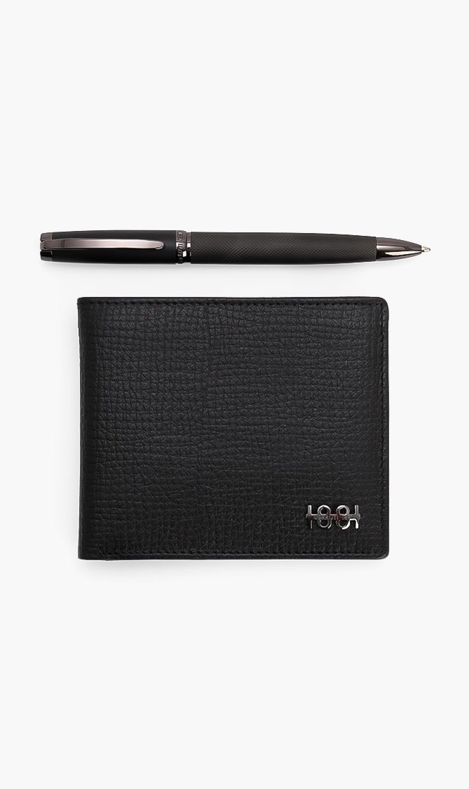 

Textured Leather Bi-fold Wallet And Irving Ballpoint Pen Set