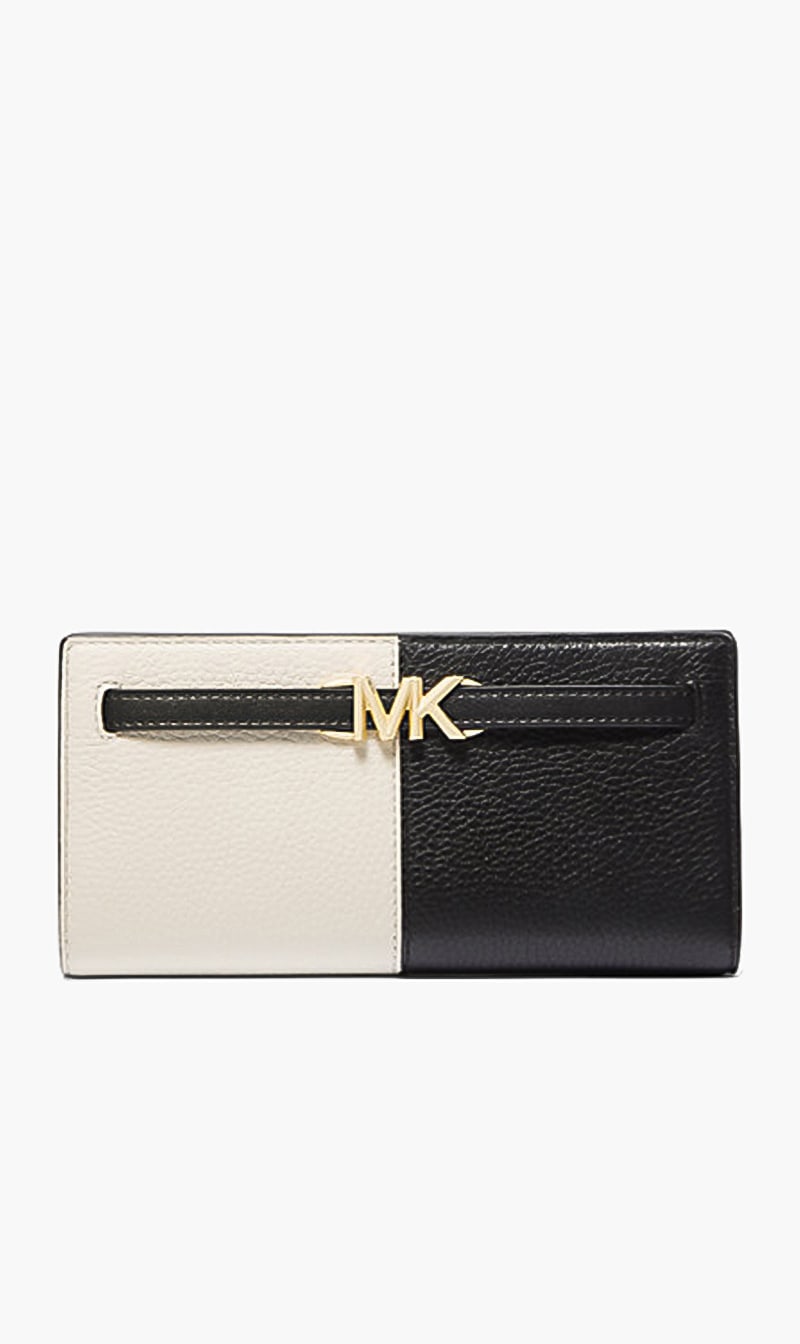 

Michael Kors Pink Classic Branding Wallet for Women | The Deal Outlet