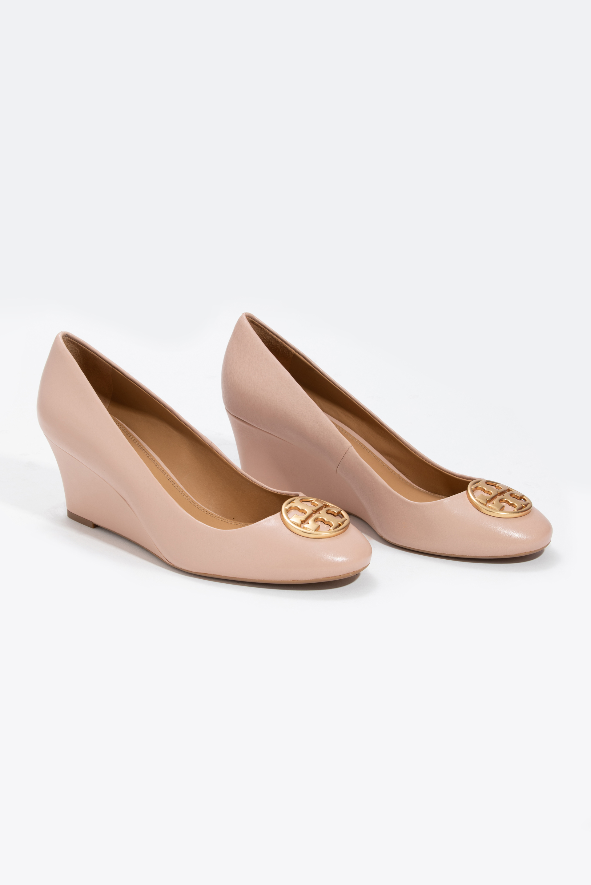 

Tory Burch Chelsea Wedge Pumps