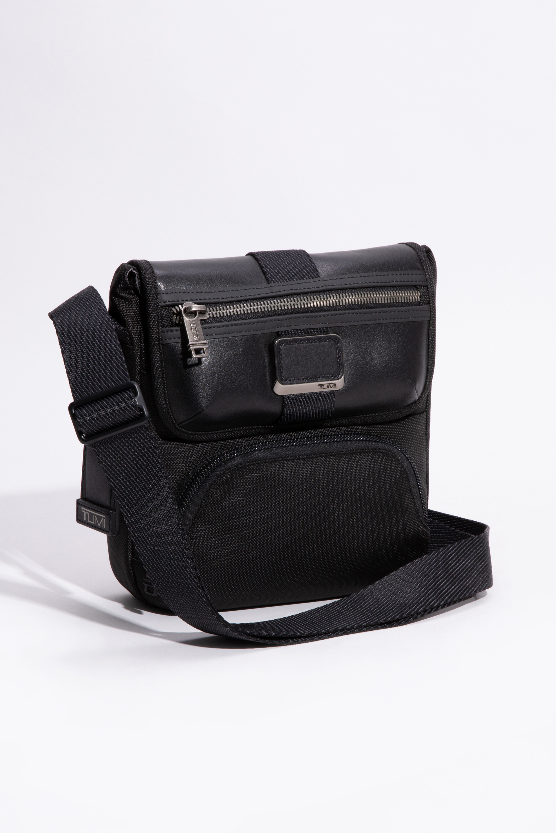 

Tumi Alpha Bravo Barton Crossbody Bag