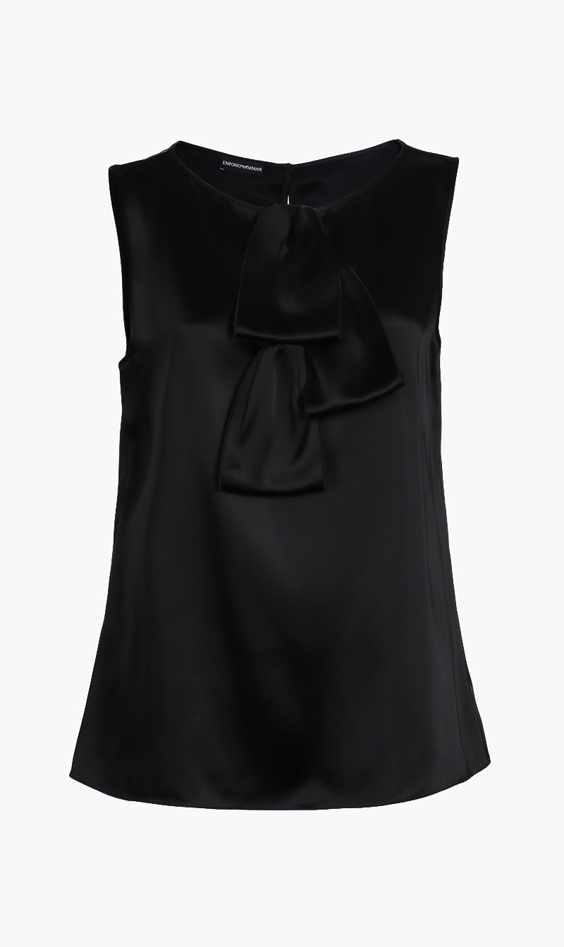 

Sleeveless Blouse