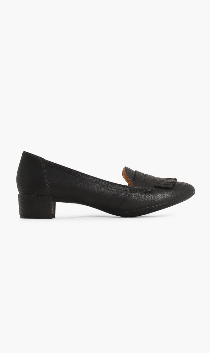 

Geox Carey Leather Pumps
