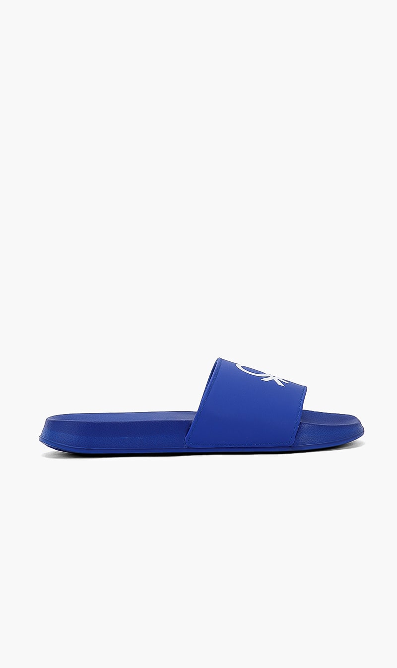 

Mack Logo Slides