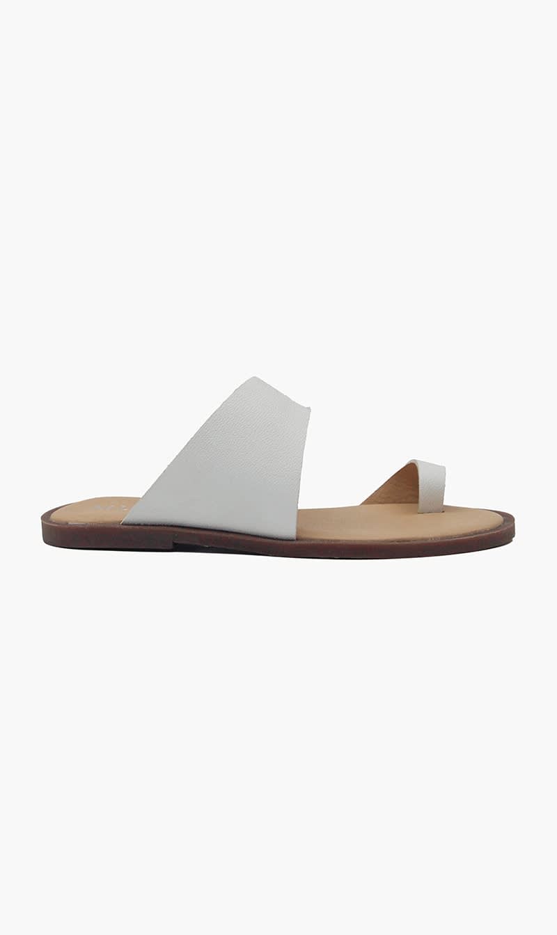 

Andanines White Leather Sandals for Girls | The Deal Outlet