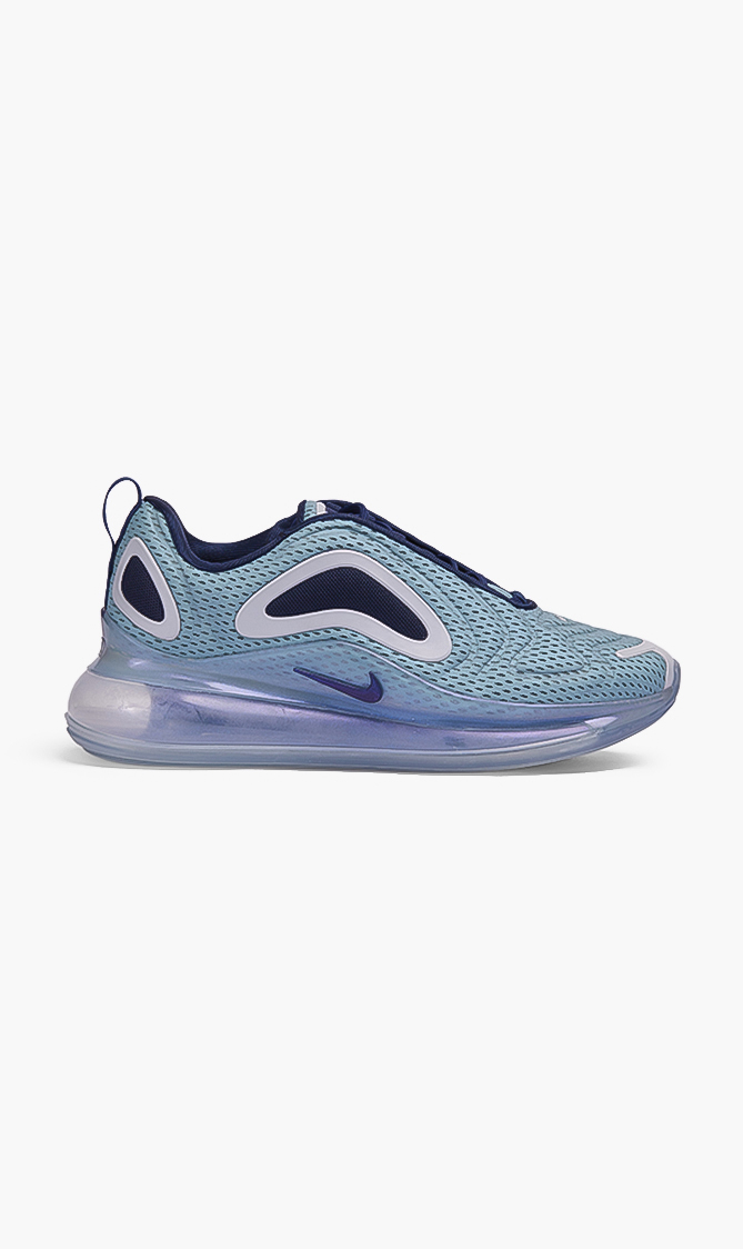 

Nike Air Max 720 Sneakers