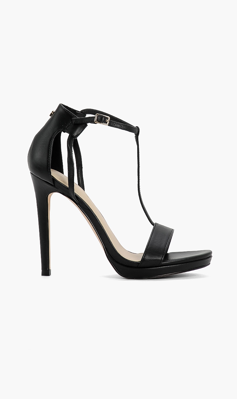 

Tecru Leather Heels, Black
