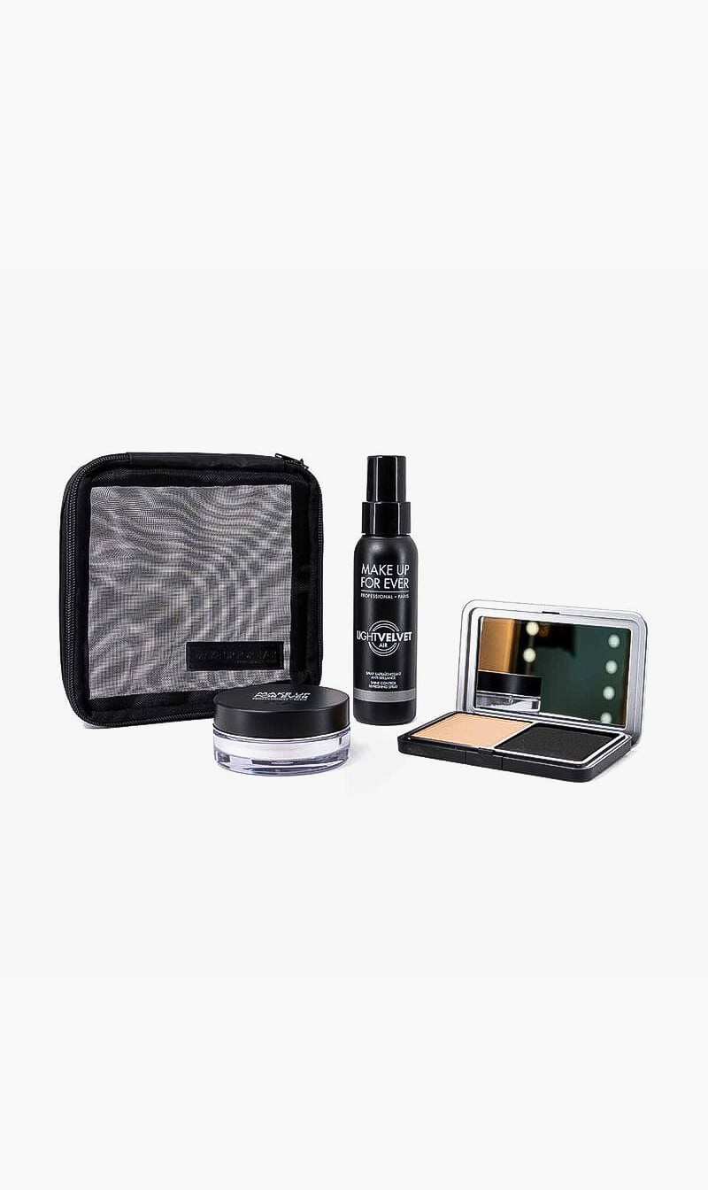 

Velvet Skin Essentials Kit Makeup Set