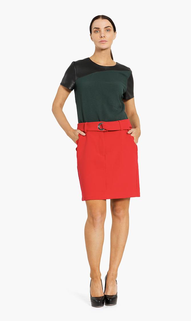 

Rivet Belt Mini Skirt