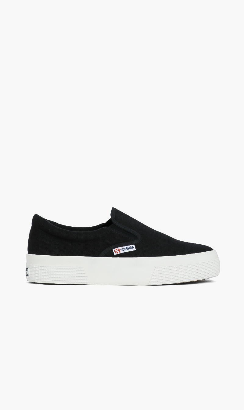 

Platform Flats, Black