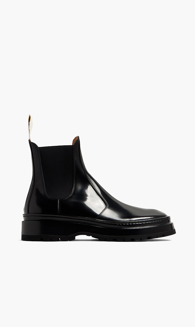 

Jacquemus Black Les Chelsea Pavane for Men | The Deal Outlet