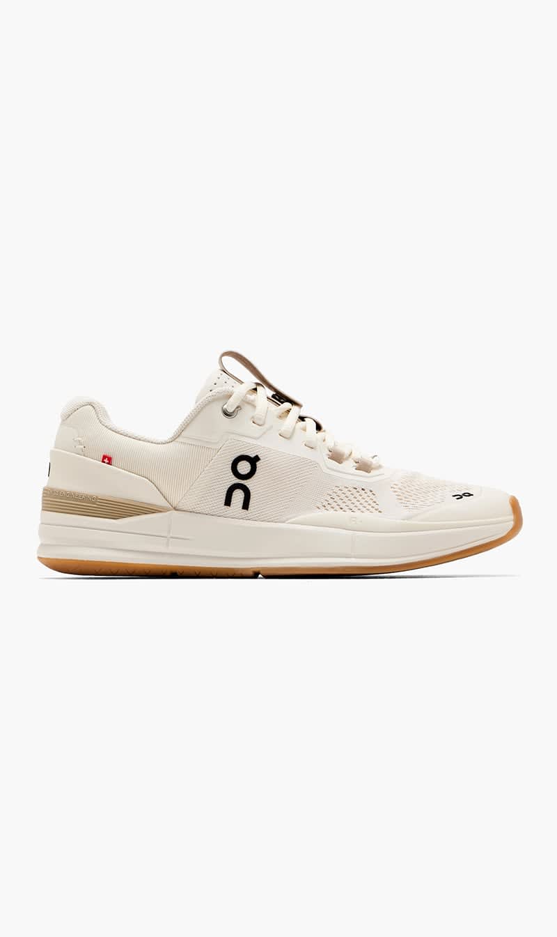 

On-running White The Roger Pro Sneakers for Men | The Deal Outlet