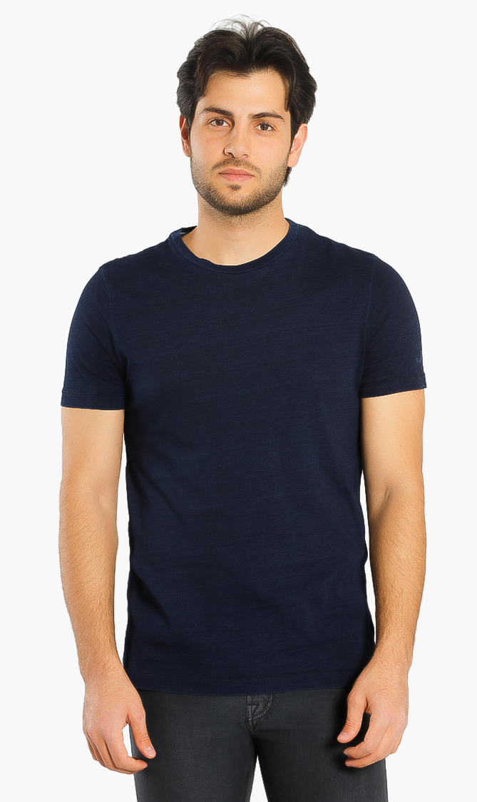 

Solid Crew Neck T-shirt