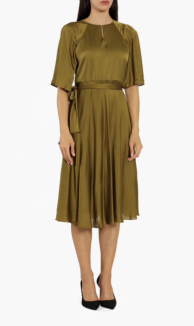 

Hariiet Raglan Sleeves Tea Midi Dress