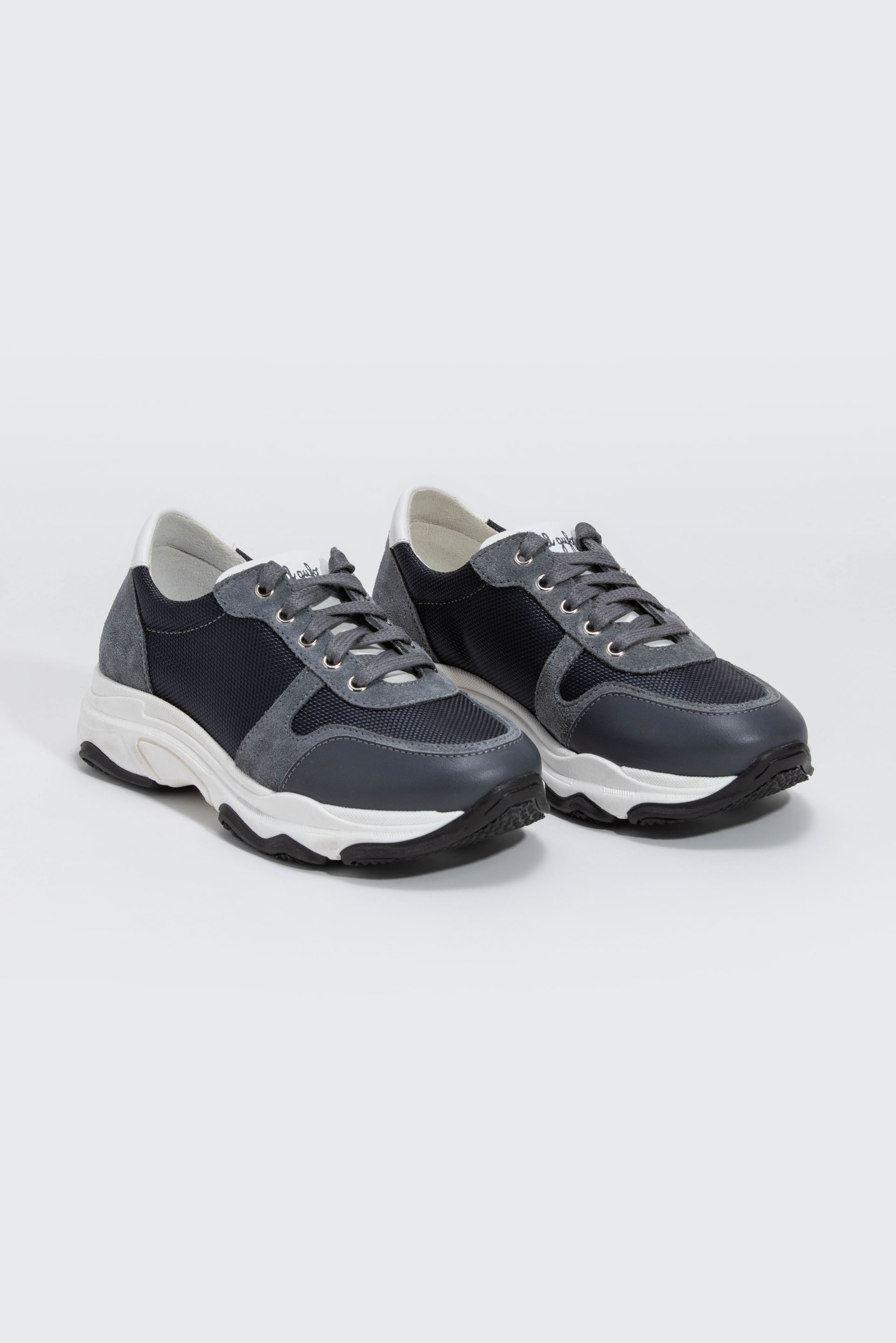 

Il Gufo Leather Trainers