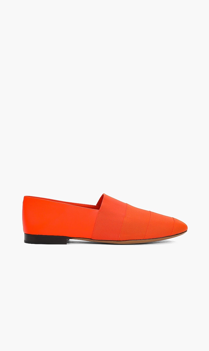 

Salvatore Ferragamo Orange Alkes Flats for Women | The Deal Outlet
