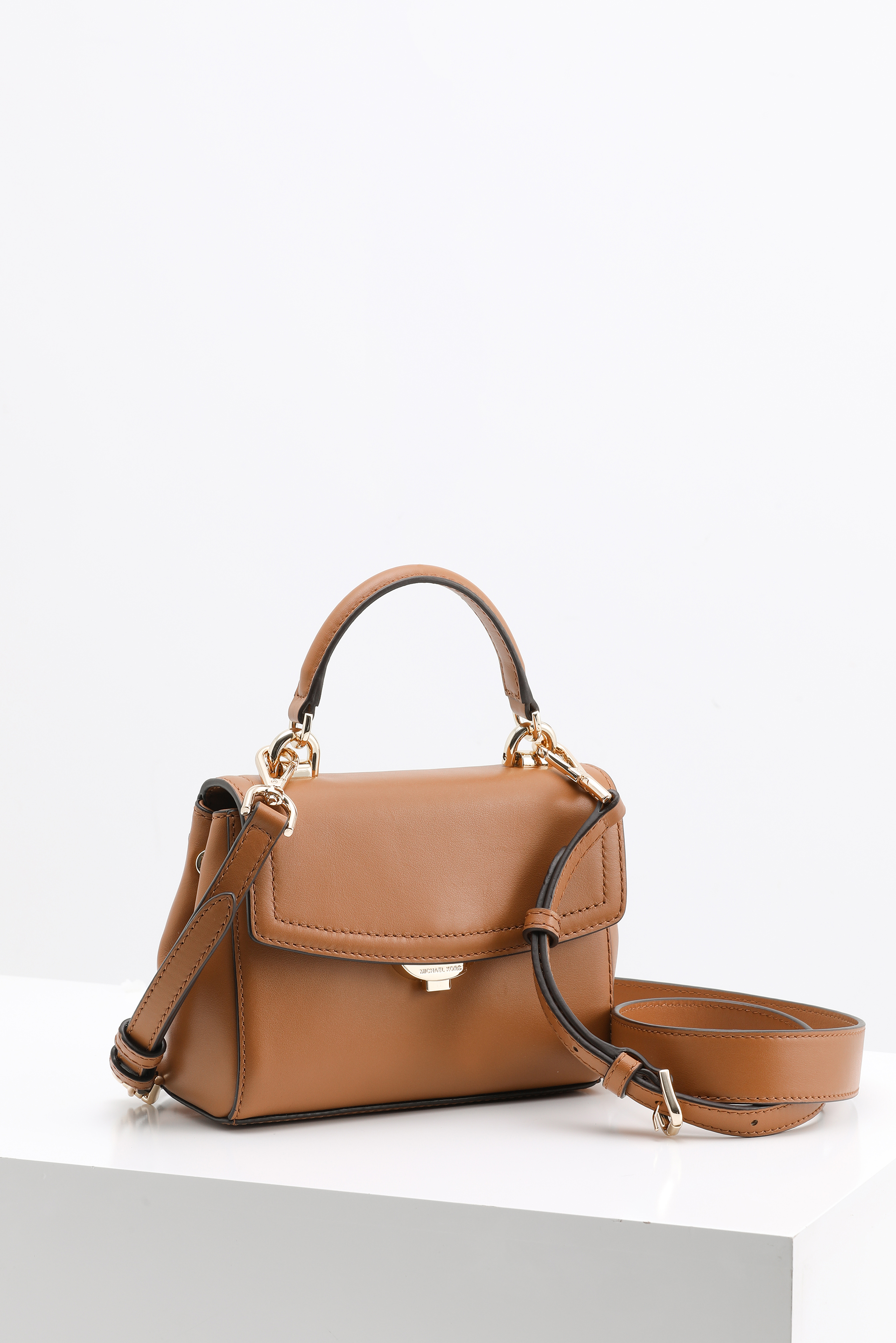 

Michael Kors Ava Black Xs Convertible Crossbody