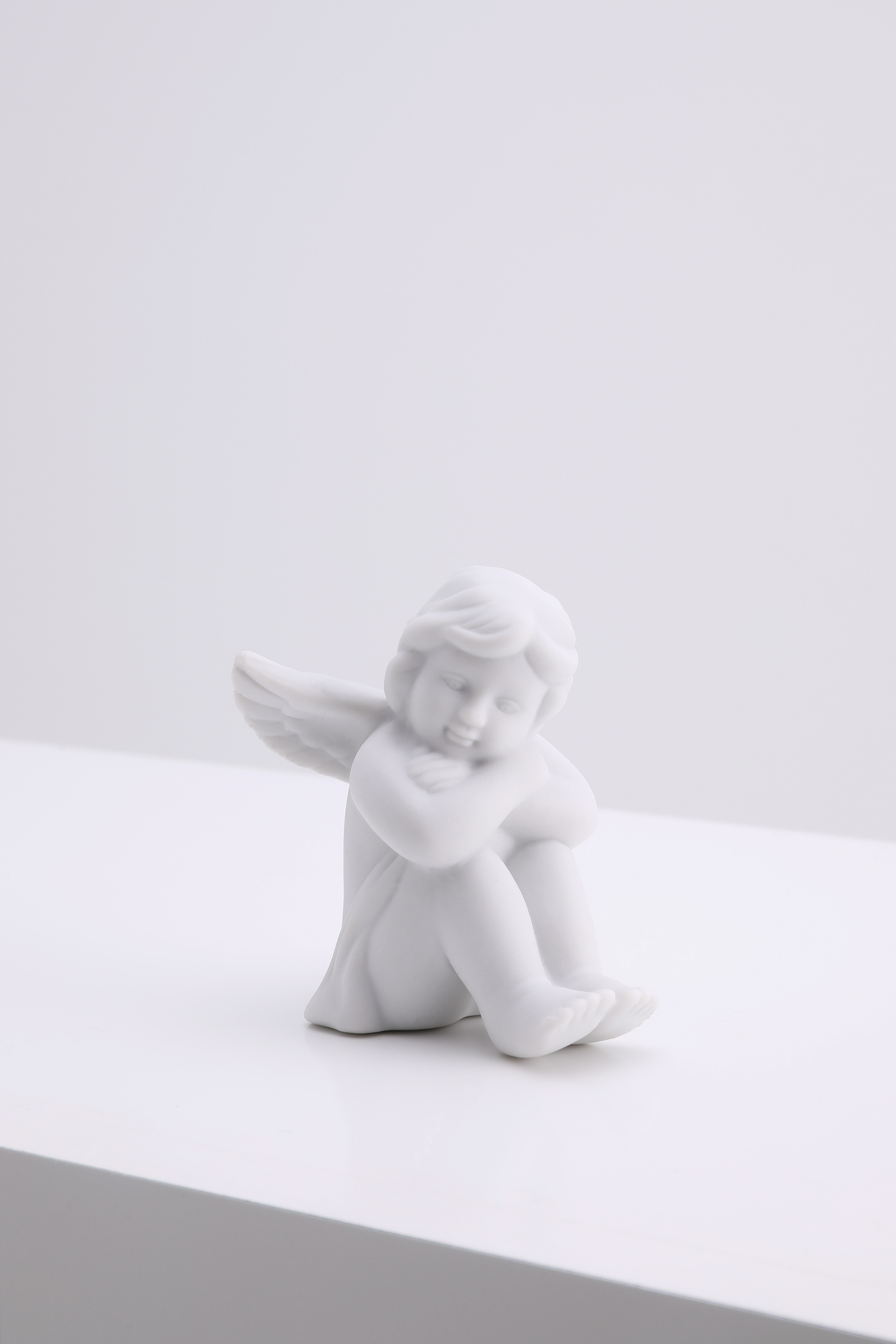 

Rosenthal Traditional Angel Sitting Figurine 6 Cm