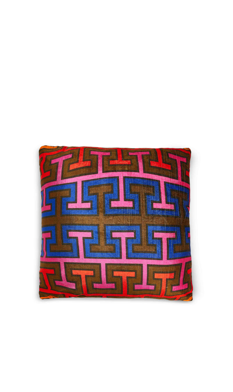 

Kit Us Madrid Key Pillow, Multi-color