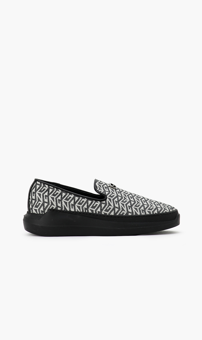 

Giuseppe Zanotti Monogram Logo Loafers