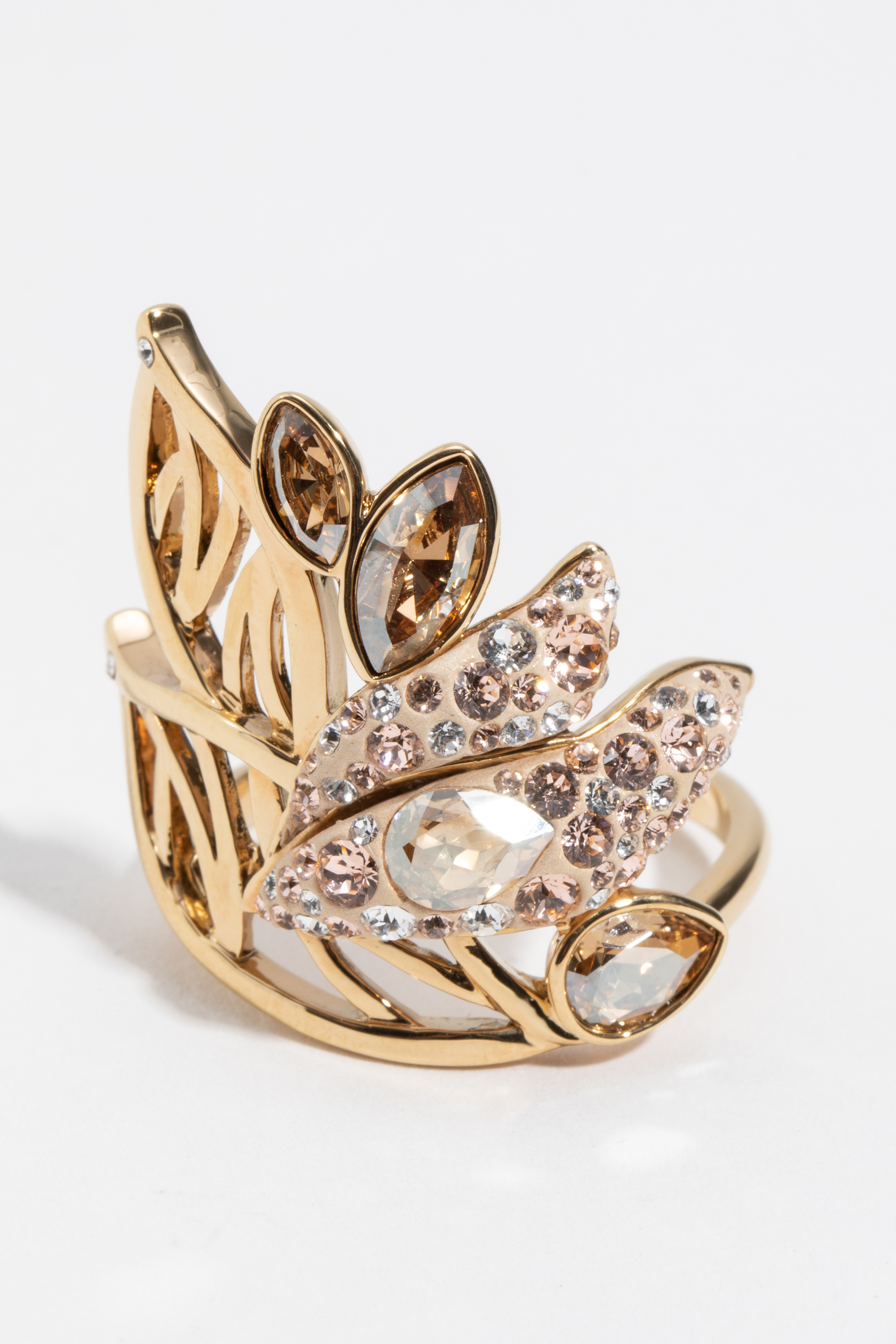 

Swarovski Graceful Bloom Cocktail Ring, 52 Mm