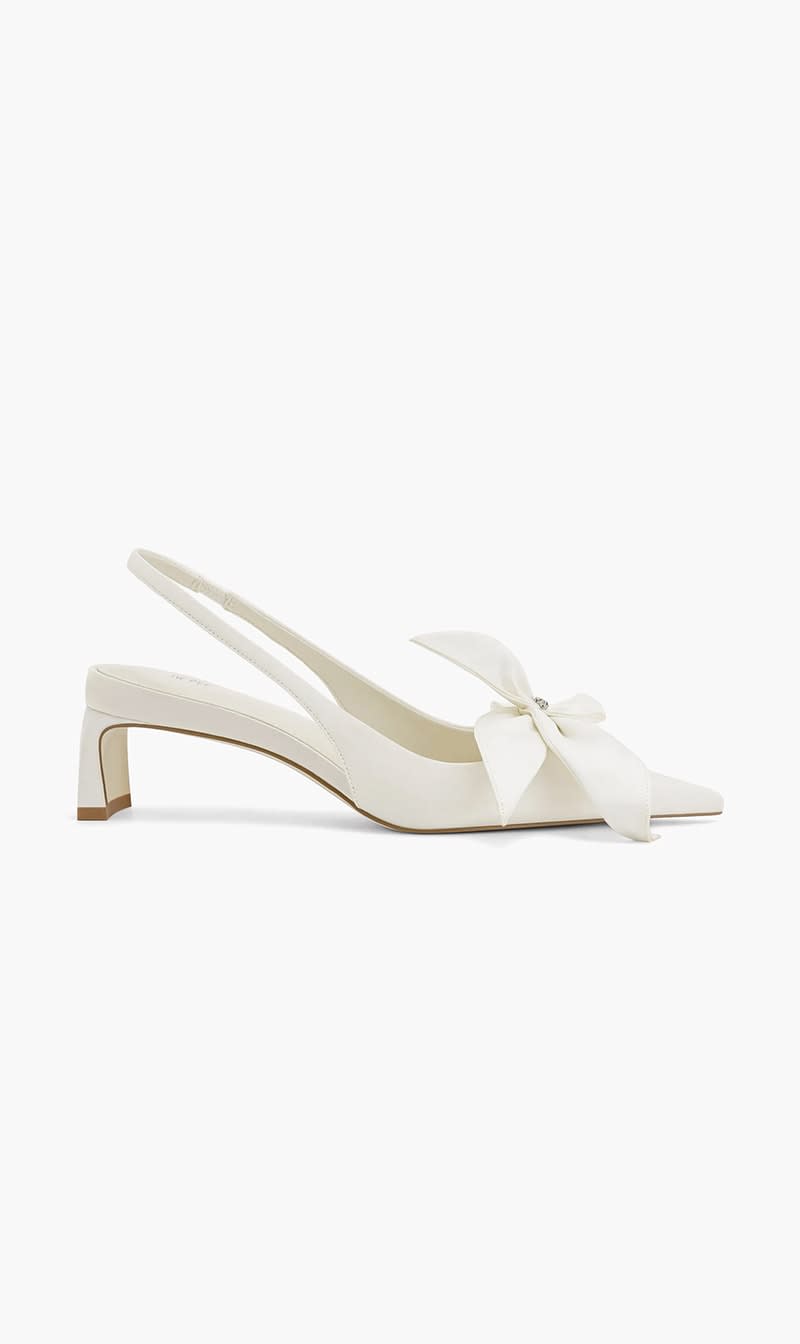 

Jw Pei White Queena Floral Appliques Slingback Pumps for Women | The Deal Outlet