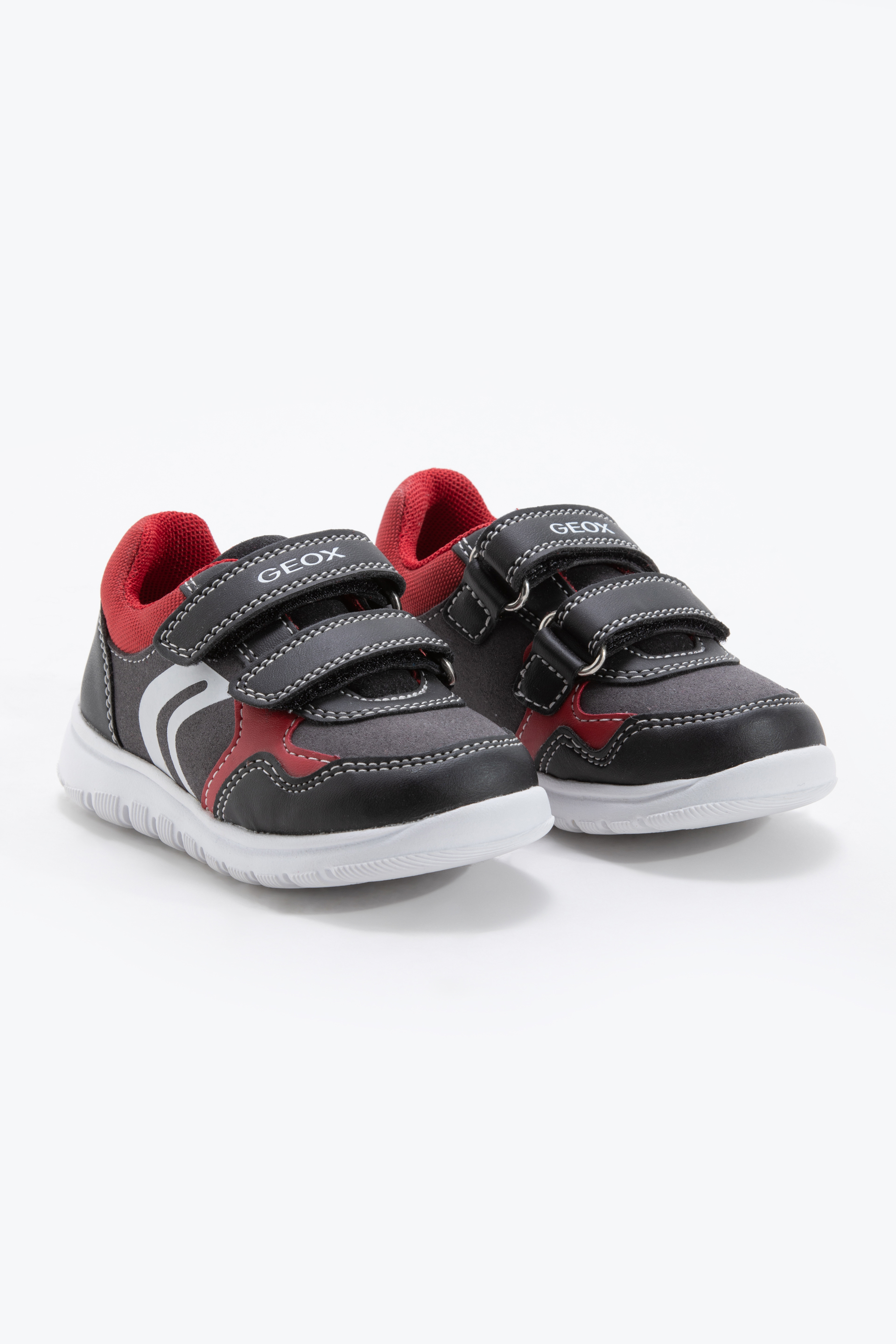 

Geox Xunday Leather Sneakers