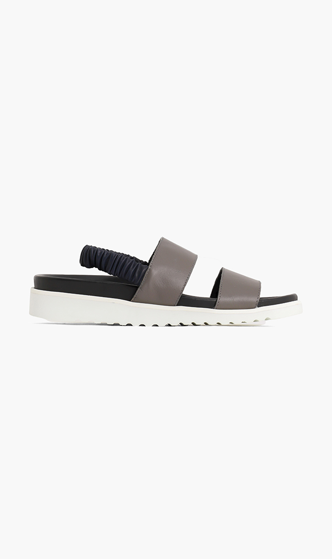 

Pal Zileri Leather Sandals