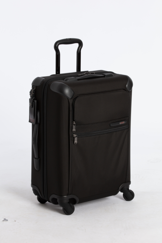 

Tumi Continental Expandable 4 Wheel Carry-on
