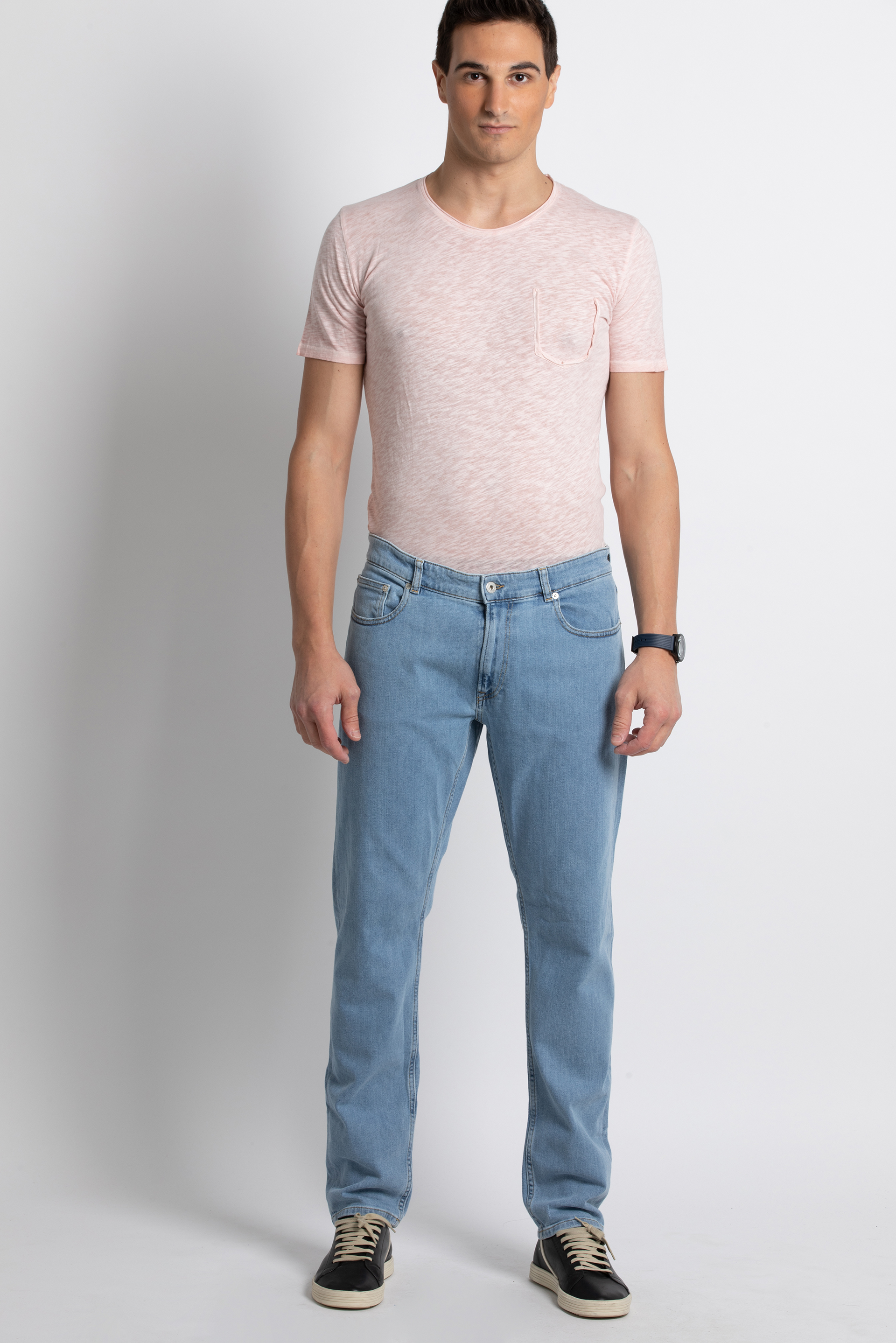 

Lacoste Morris Straight Fit Jeans