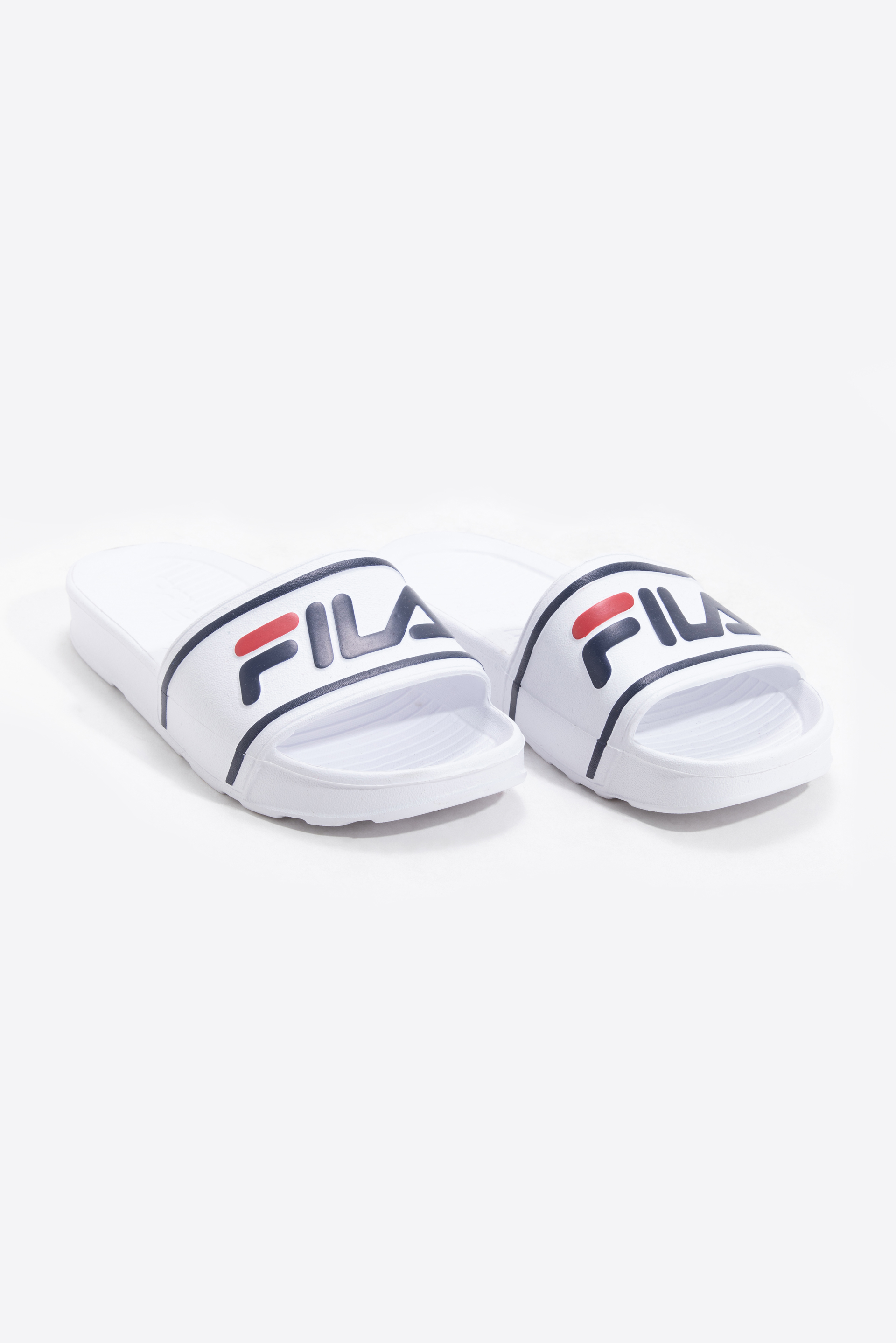

Fila Sleek Logo Slides