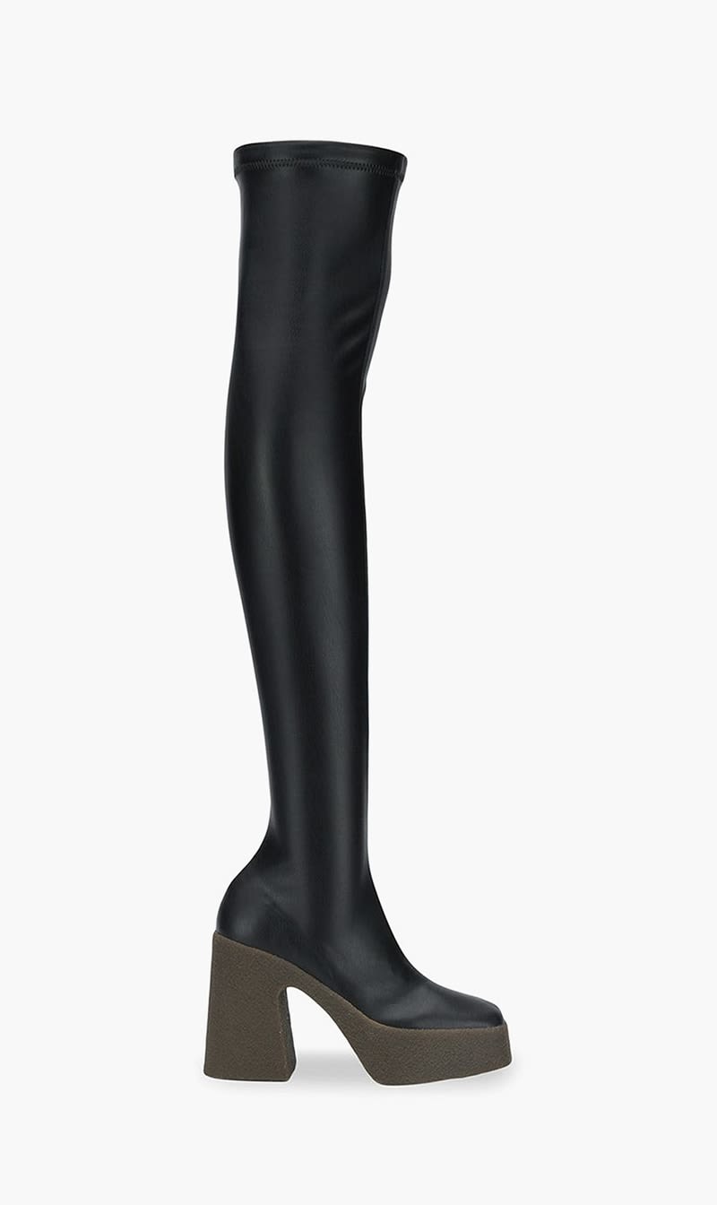 

Stella Mc Cartney Black Skyla Stretch Alter Mat for Women | The Deal Outlet
