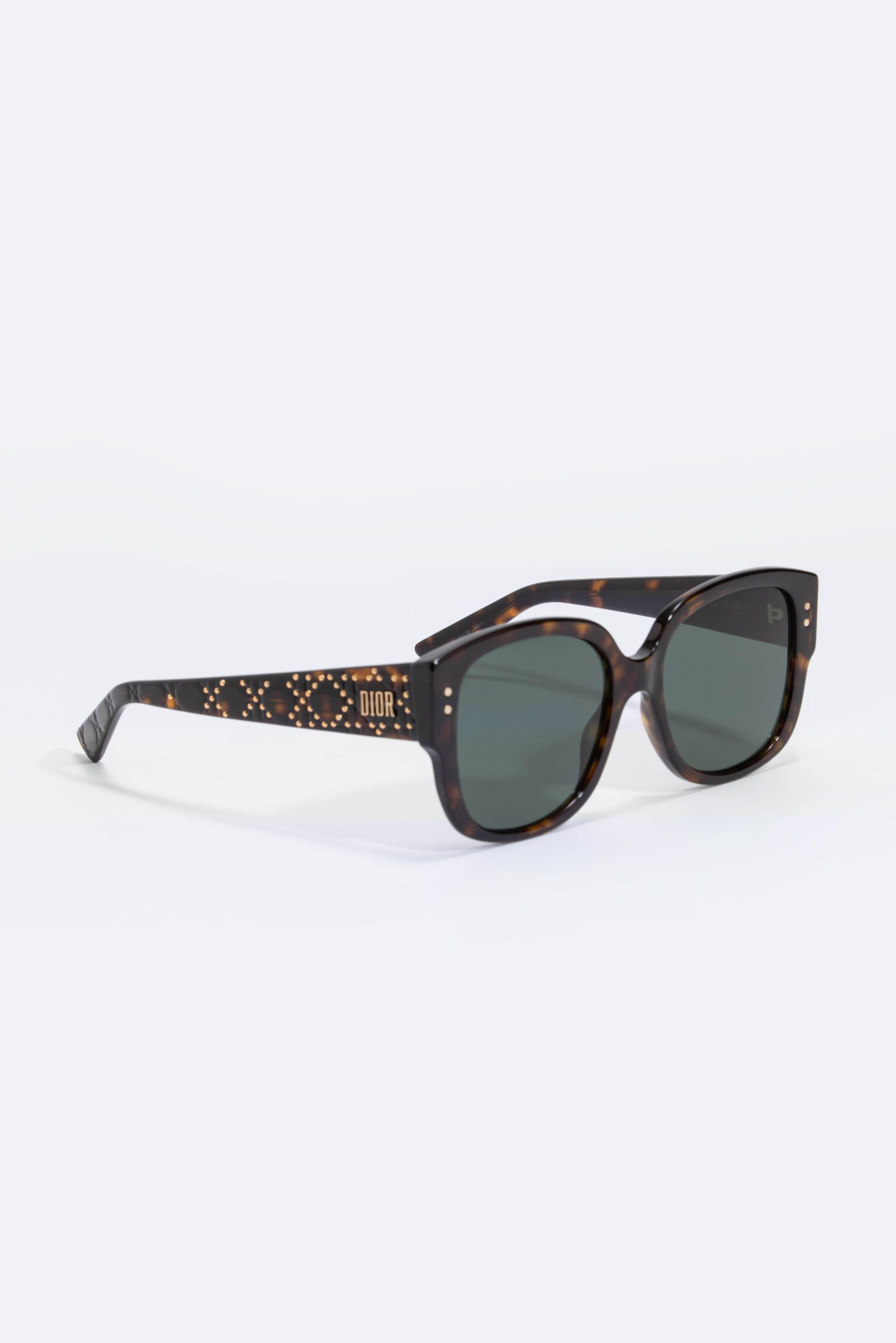 

Dior Lady Studs Oversized Sunglasses