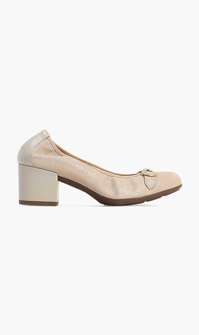 

Geox Annya Leather Pumps