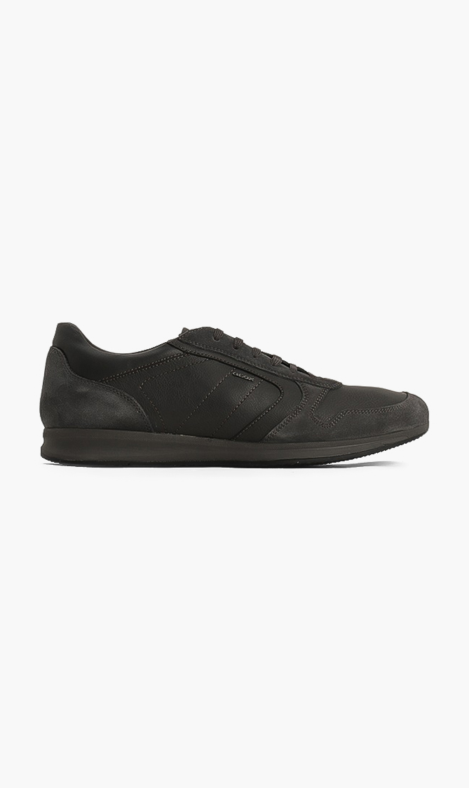 

Geox Avery Leather Sneakers