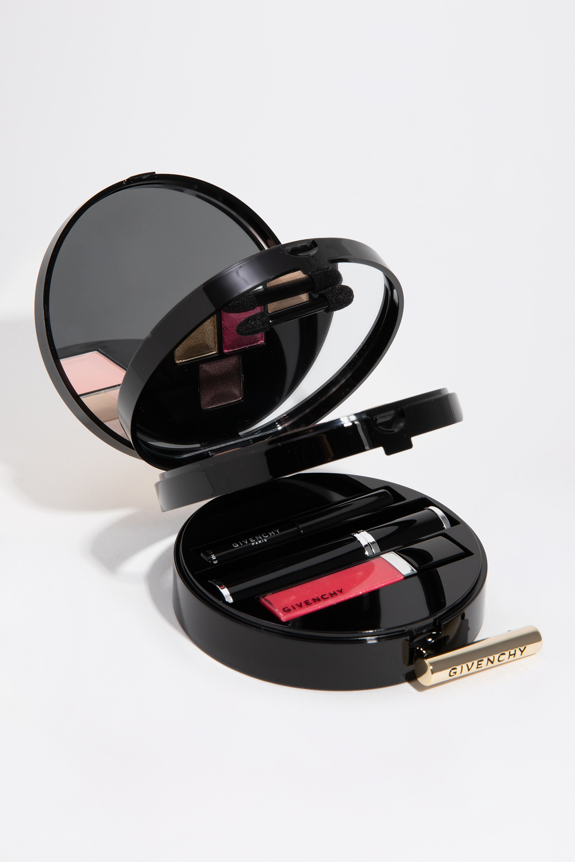 

Givenchy Glamour On The Gold 3-step Makeup Palette