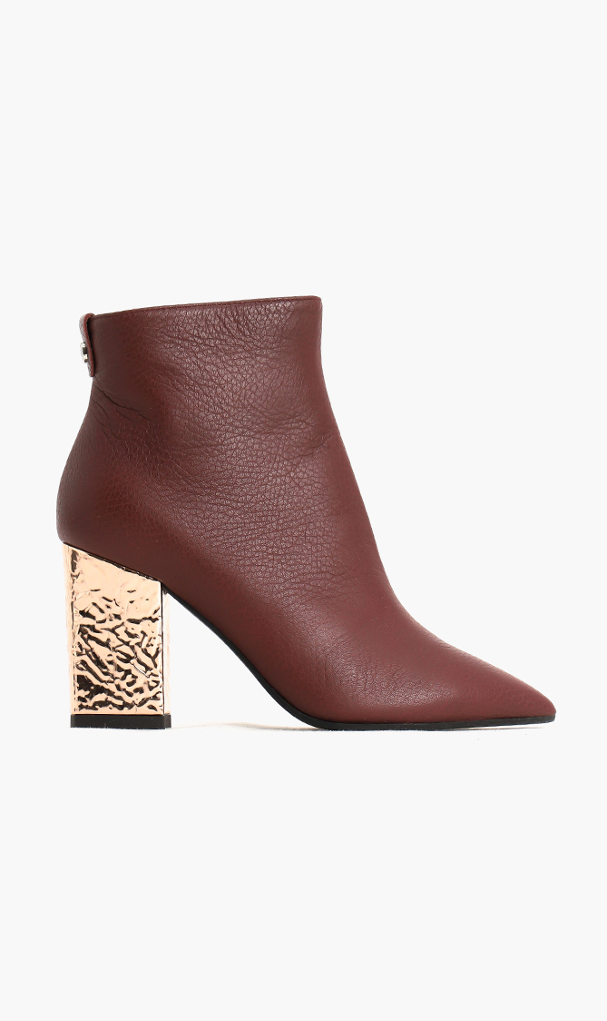 

Pollini Leather Ankle Boots