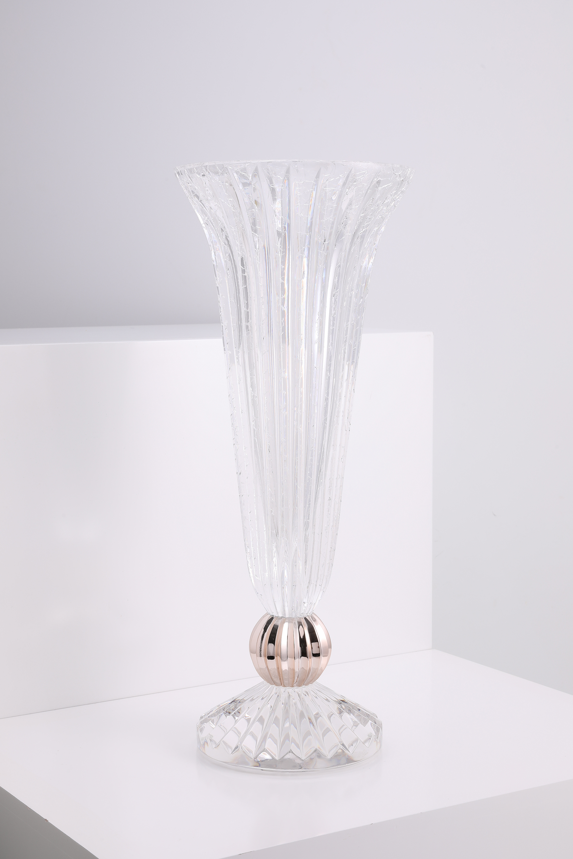

Mario Cioni Ginostra Veined-crack Vase