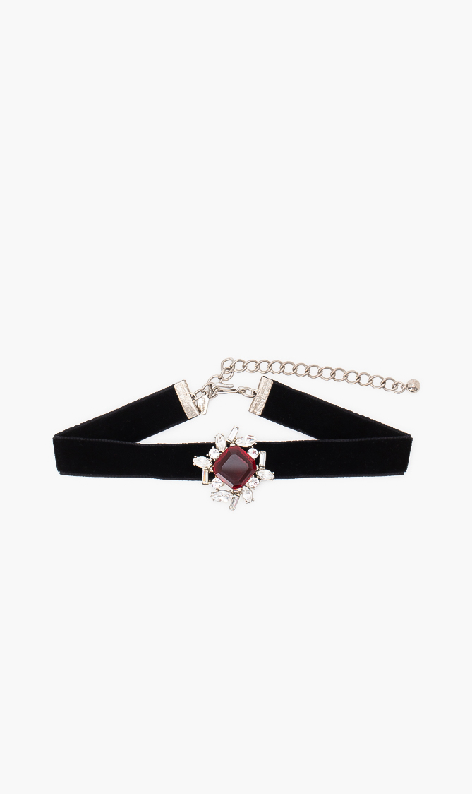 

Kenneth Jay Lane Velvet Choker
