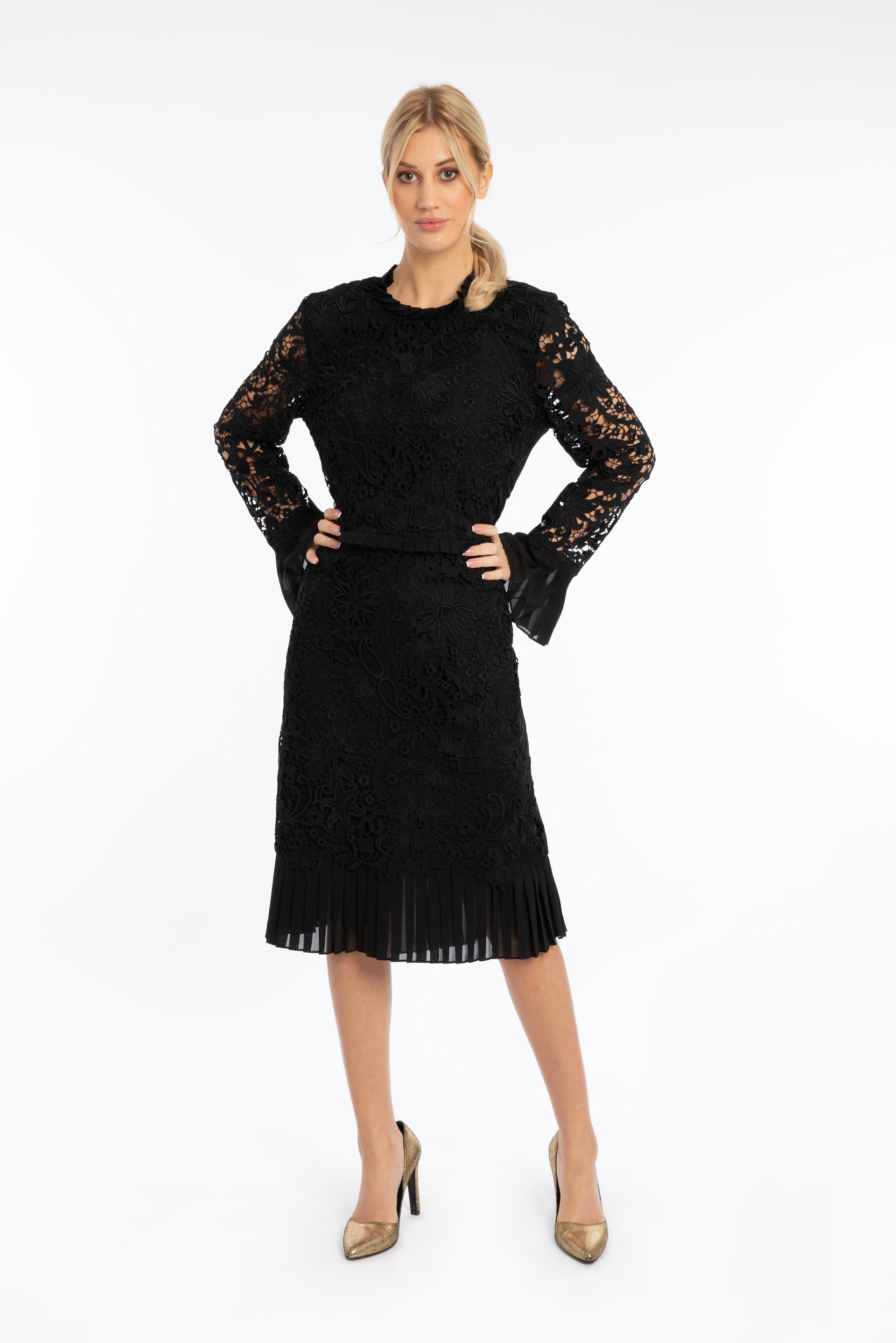 

Tory Burch Floral Guipure Pencil Dress