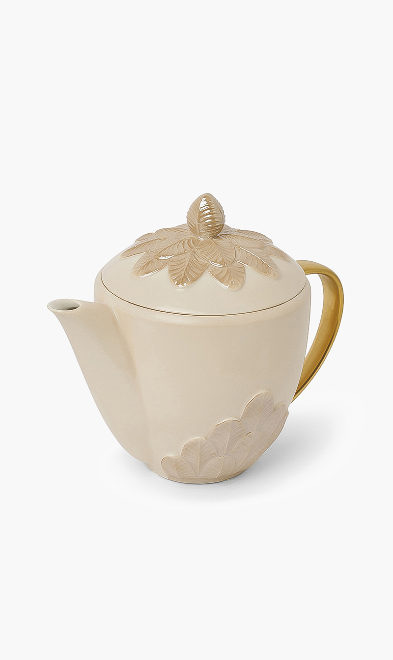 

Villari Peacock Teapot